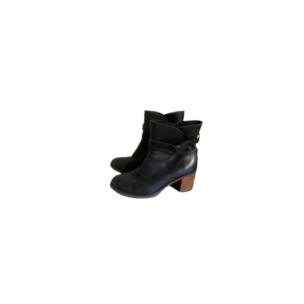 Wolverine Samantha Pleet Black Leather 1000 Mile Booties - Women’s Size 7